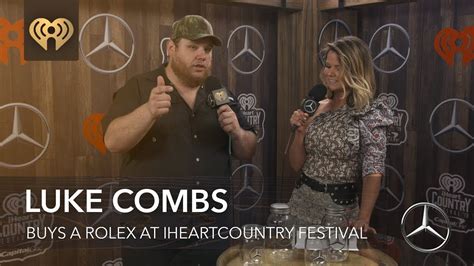 Luke Combs Had A 'Pretty Woman' Shopping Experience While .